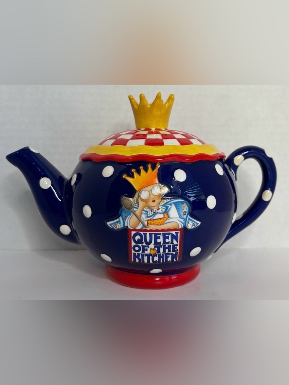 MARY ENGELBREIT “QUEEN OF THE KITCHEN” TEAPOT